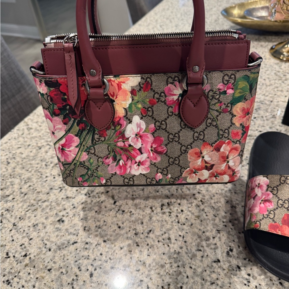 Gucci Women's Floral Set - Picture 5 of 10